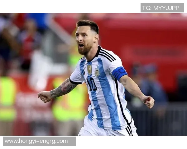 热门足球球星头像坐垫套为球迷客厅增添独特装饰魅力 热门足球球星头像坐垫套为球迷客厅增添独特装饰魅力